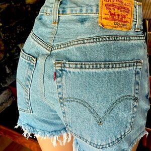 Levi’s Vintage redone High Rise Jean shorts